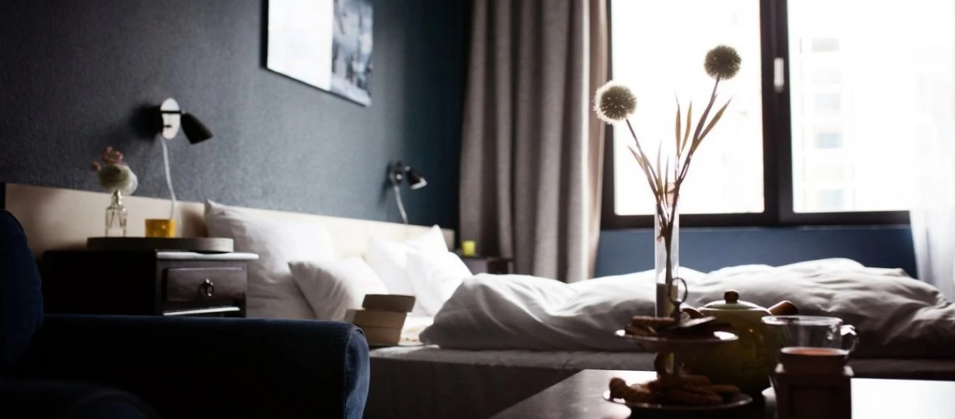 Το ενδεχόμενο ταχύτερου ανοίγματος των εποχικών ξενοδοχείων επεξεργάζεται η κυβέρνηση